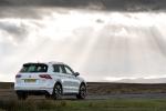 Volkswagen Tiguan R-Line 2016 года (UK)
